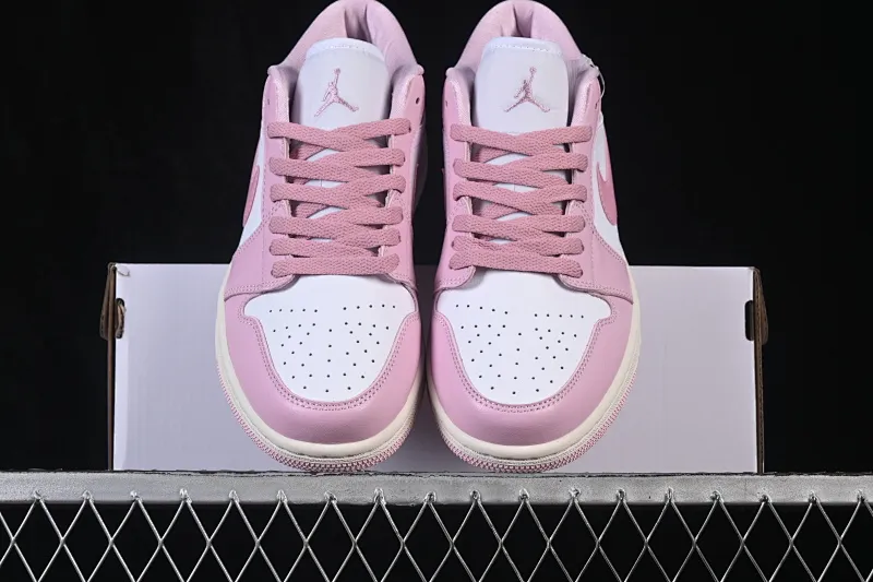 All categories Air Jordan Jordan series basketball shoes Air Jordan 1 Low Air Jordan 1 Low AJ1 Joe 1 white and pink low-top retro culture basketball shoes DC0774-607